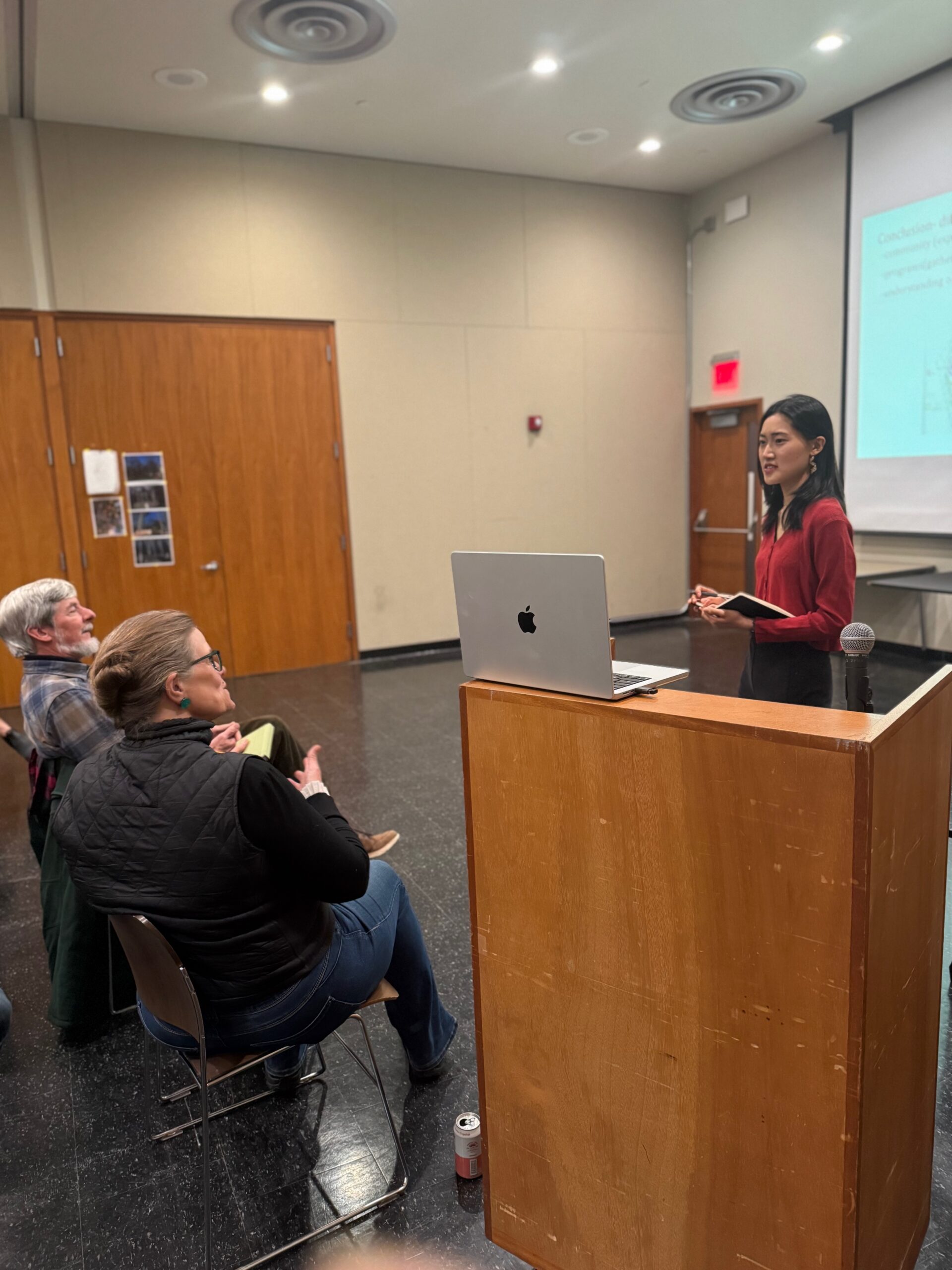 Caption: Landscape architects and COG advisory board members David Jay and Heather Heimarck, offer design feedback and guidance on proposals developed by Jiayu Wu.